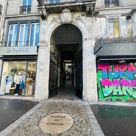 Urbanflat 160 - Secured Designer Triplex In Paris